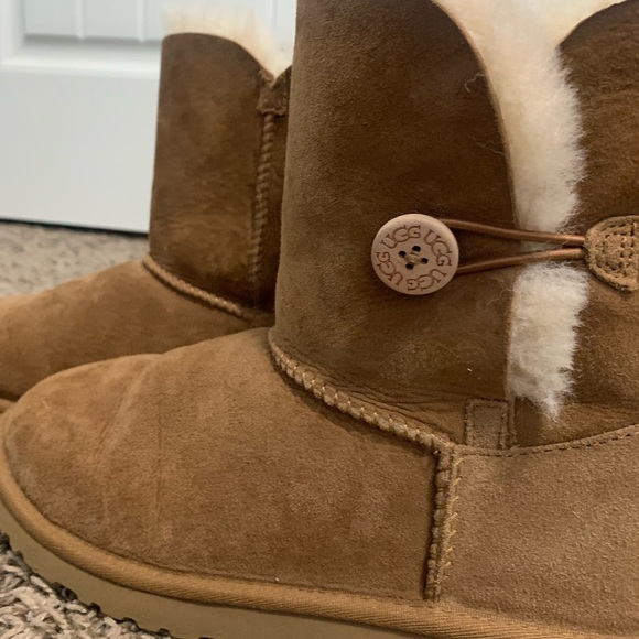 Women’s UGG Boots—price is negotiable! - Picture 1 of 7